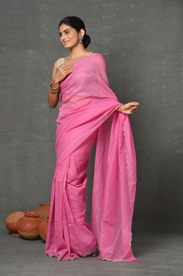 Indian Women's Mul Cotton Zari Design Handloom Heather Pink Saree with Cutwork Border Includes Blouse Piece Featured on Shark Tank India