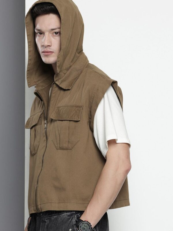 The Indian Garage Co Men Oversized Solid Cutaway Collar Street Wear Shirt