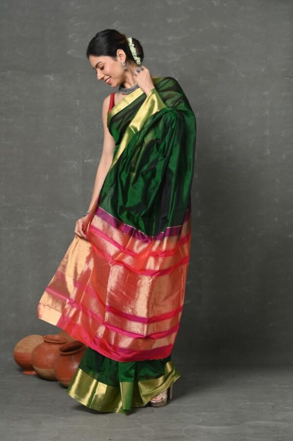 Very Much Indian Women's Handloom Cotton Saree with Border Contrasting Pallu & Butti Blouse Piece Featured on Shark Tank India